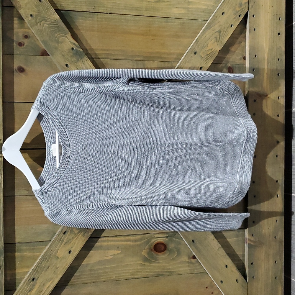 Chicos Shimmer Sparkle Shine Gray Sweater Vanity Size 2 Comfy Dressy Evening